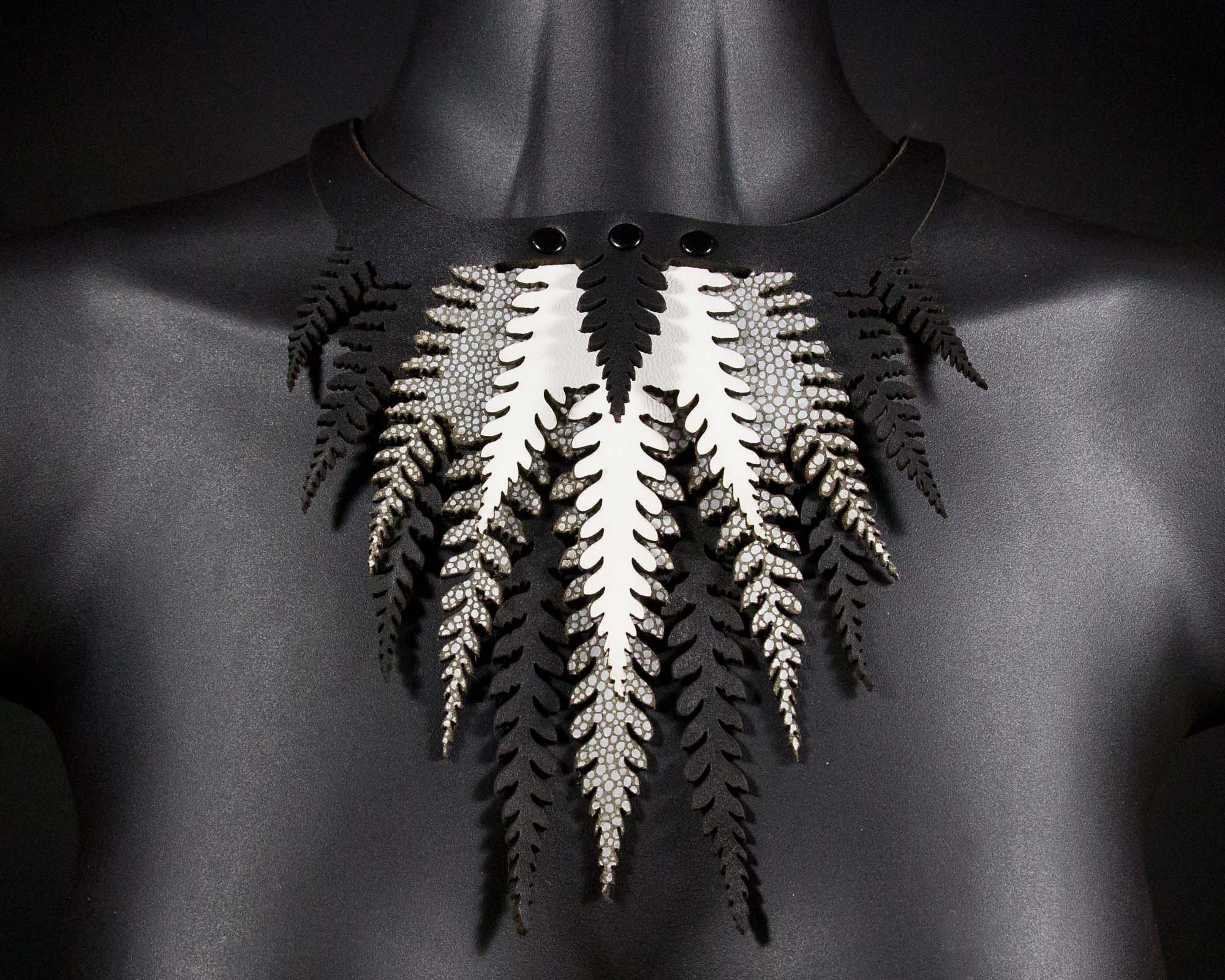 Ombre Fern Necklace – Flora & Faun